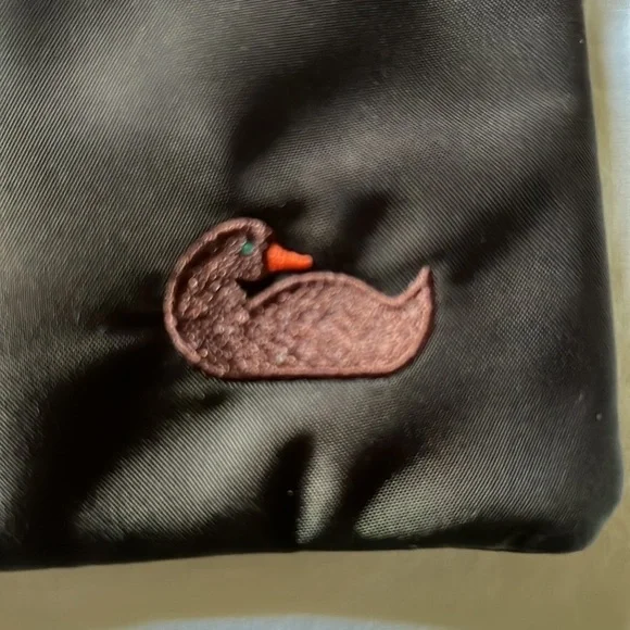 Dooney Burke crossbody bad - Picture 2 of 6